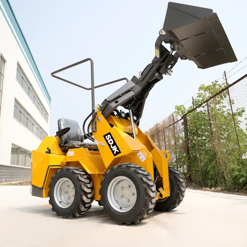 ผู้ผลิตจีนยี่ห้อใหม่ Skid Steer Loader ราคาถูก Mini 500Kg Front End Loader CE EPA เครื่องยนต์ได้รับการรับรอง Mini Loaders ขาย