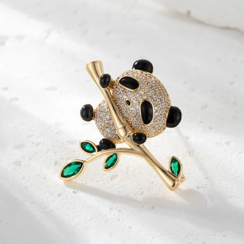 Exquisite Elegant Cute Bamboo Leaf Panda Brooch Stylish Mini Animal Lapel Pins Sweater Hat Badges Clothing Accessories Gifts
