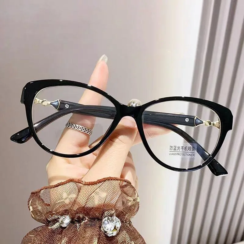 HD Stilvolle Lesebrille für Damen und Herren, ultraleichte, blaues Licht blockierende Brille, Anti-Ermüdungsbrille zum Lesen am Computer