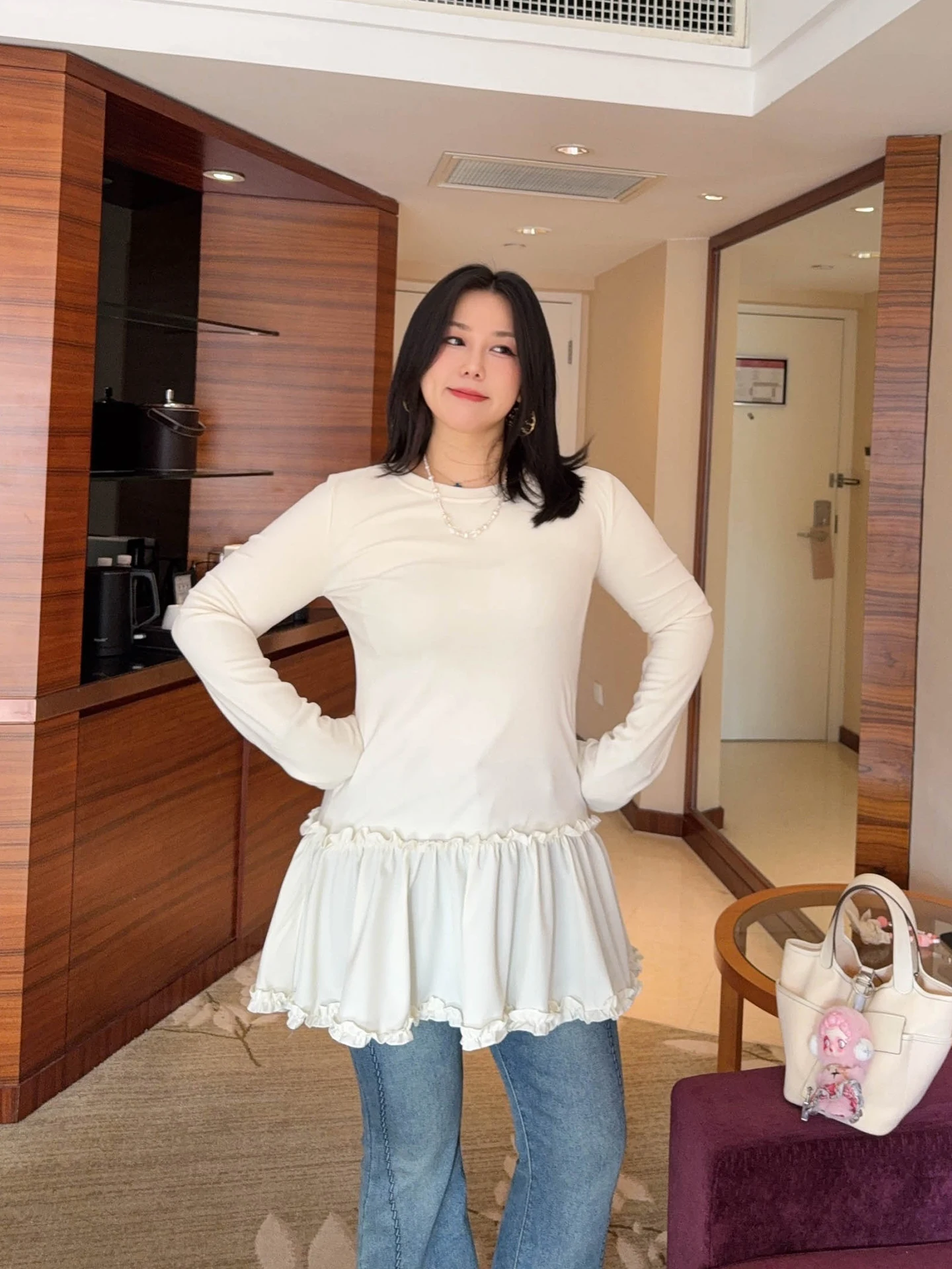 

Женская корейская футболка VOGANA больших размеров с цветочным кружевом, утягивающая, скрывающая бедра, приталенная