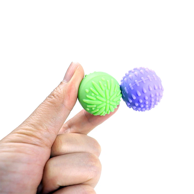 Conjunto de 4, bolas magnéticas texturizadas de silicone, bolas de silicone elásticas magnéticas de brinquedo de descompressão