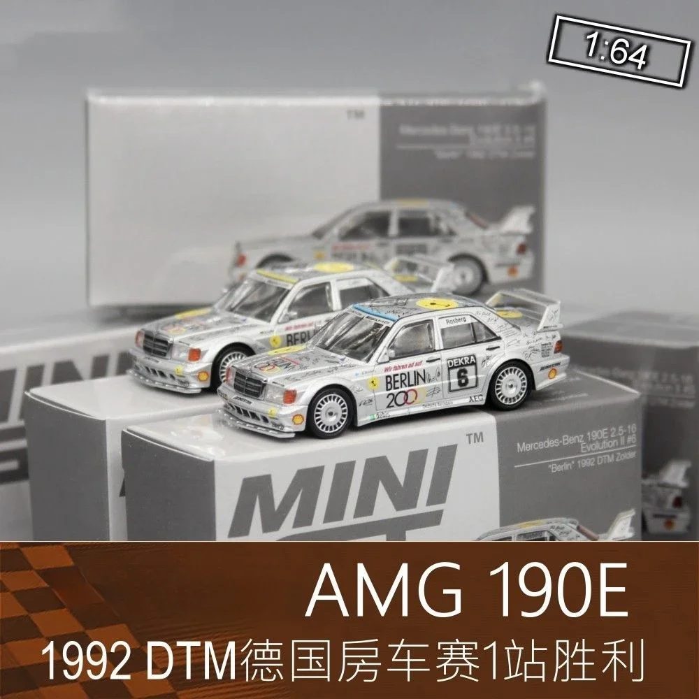 

1:64 Mercedes-Benz AMG992 Berlin Bear DTM 190E EVO II 2 Racing Model Collection Display