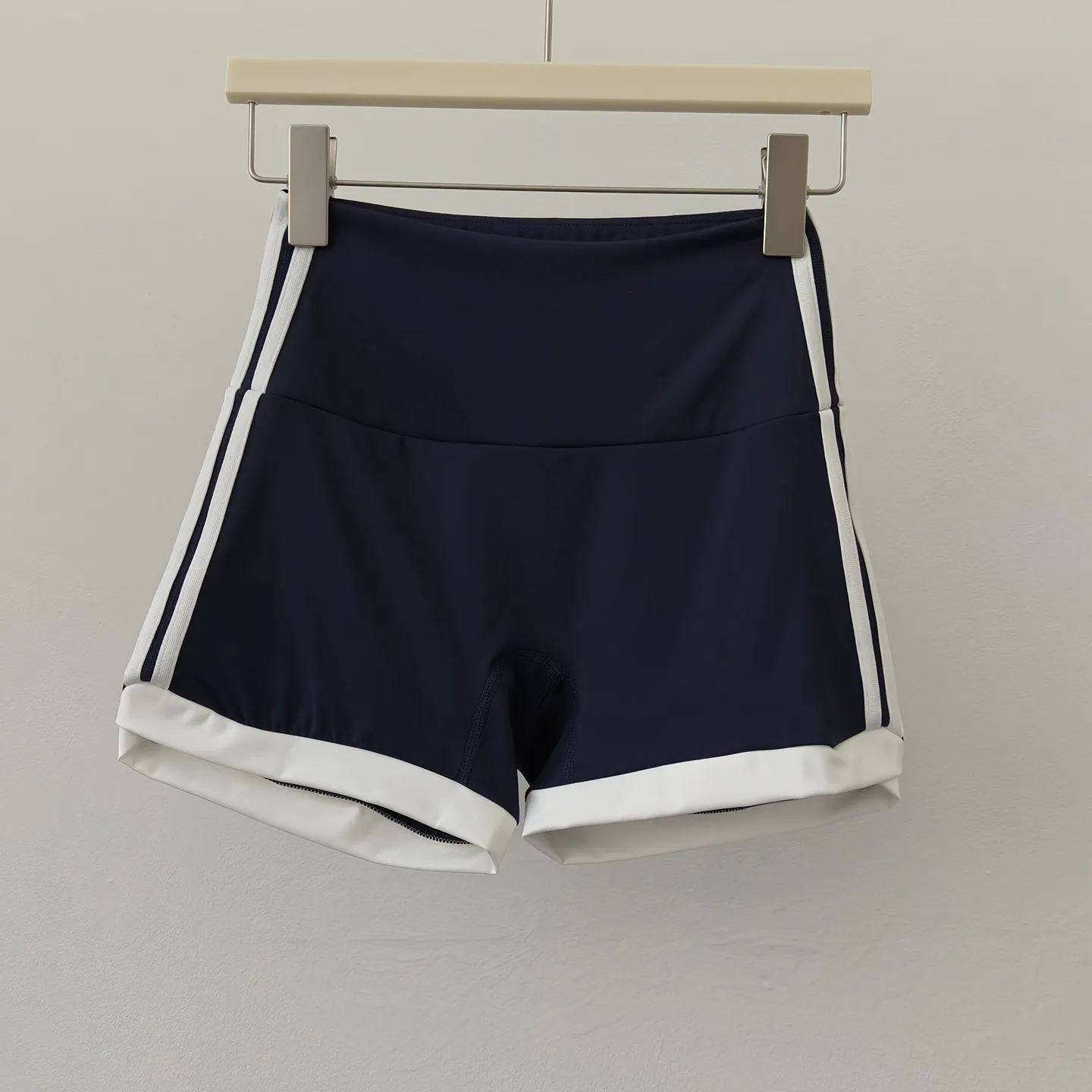 Hochgeschnittene Pfirsich-Po Yoga-Shorts für Damen Fitness-Training Lauf-Hotpants Po-Lifting Bauchstraffung Sport-Shorts – Detail 3