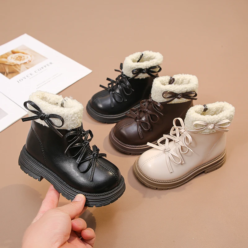 

Girls Winter Boots Warm Fleece Children Snow Shoes Bow Lace Design Anti Slip Sole Fashion Ankle Boots for Kids Outdoor Wear