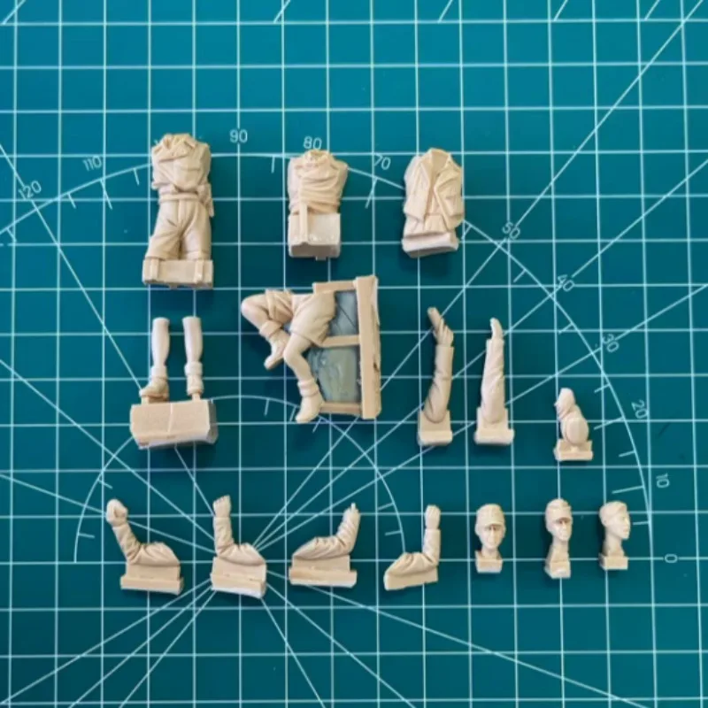 Kit de modelo de ensamblaje de figuras de resina a escala 1/35, equipo de tanques de la Segunda Guerra Mundial, Hobby militar para 3 personas, Diorama en miniatura sin montar y sin pintar