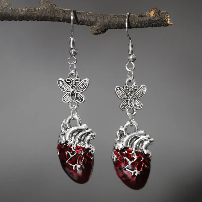 Gothic Vintage Beating Bleeding Heart Pendant Earrings Women's Fashion Exaggerated Vampire Punk Party Favor Accessories