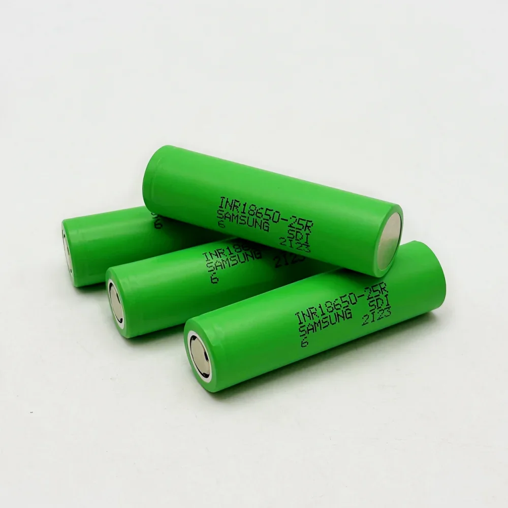 100% New 18650-25R 3.7V 2000mAh Li-ion Rechargeable Battery Suitable for Flashlight Remote Control Fan Toy Vehicles etc