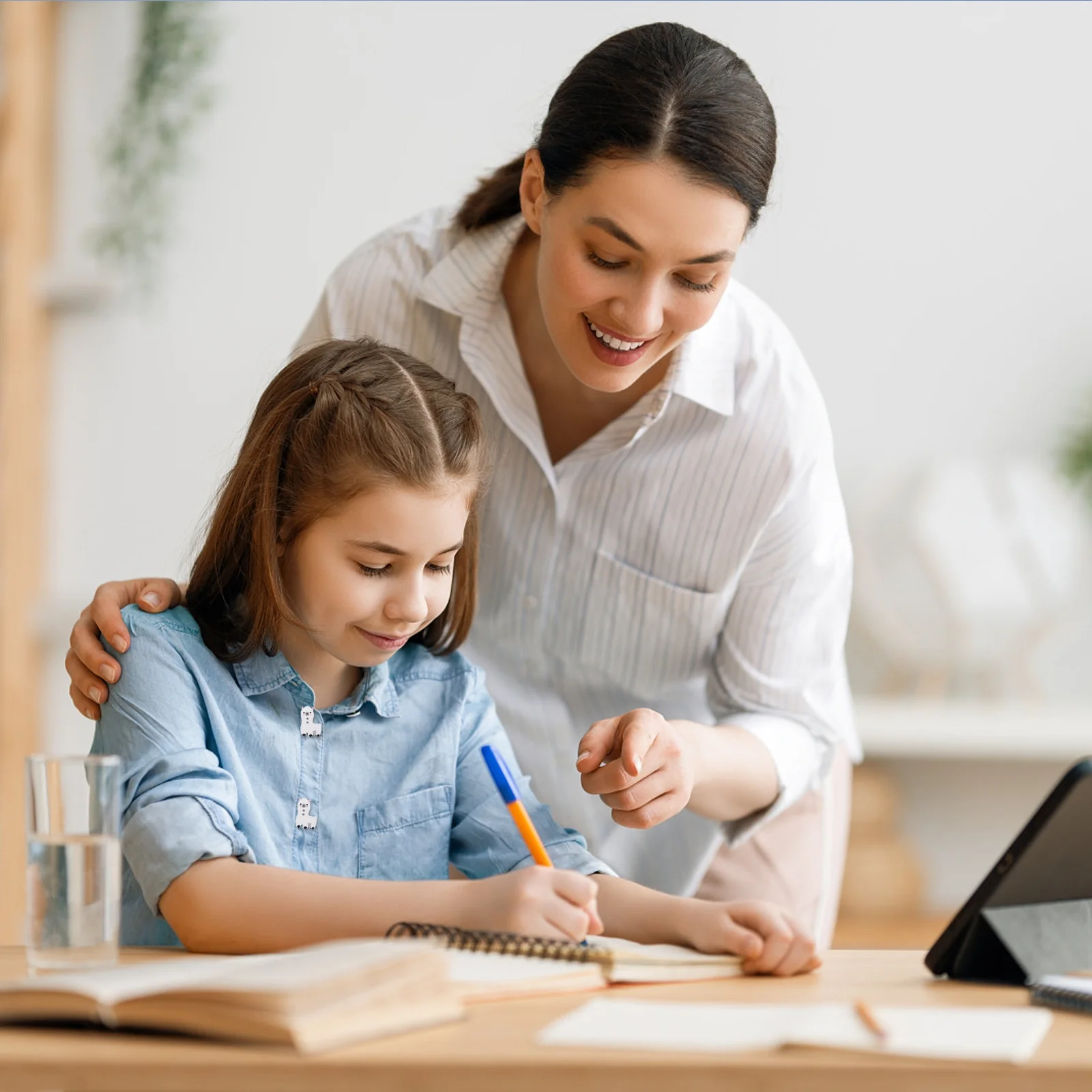 100Pcs Kancing Kayu Alpaca Kartun Hewan 2 Lubang untuk Menjahit Kerajinan DIY Dekorasi Kancing Kayu untuk Proyek Buatan Tangan