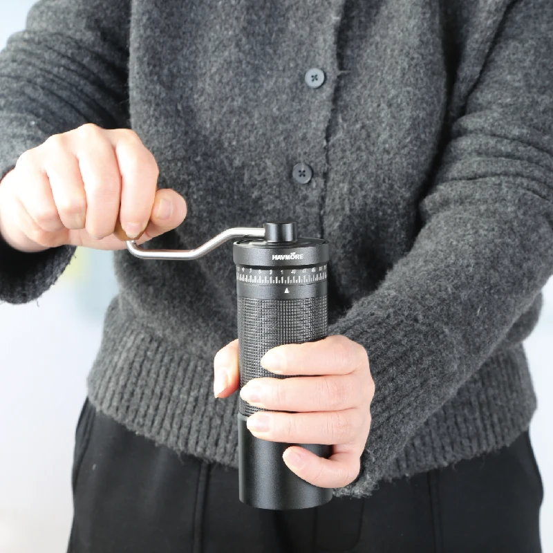 

Портативная ручная кофемолка с коническими жерновами из нержавеющей стали, простое ручное управление, для домашнего использования