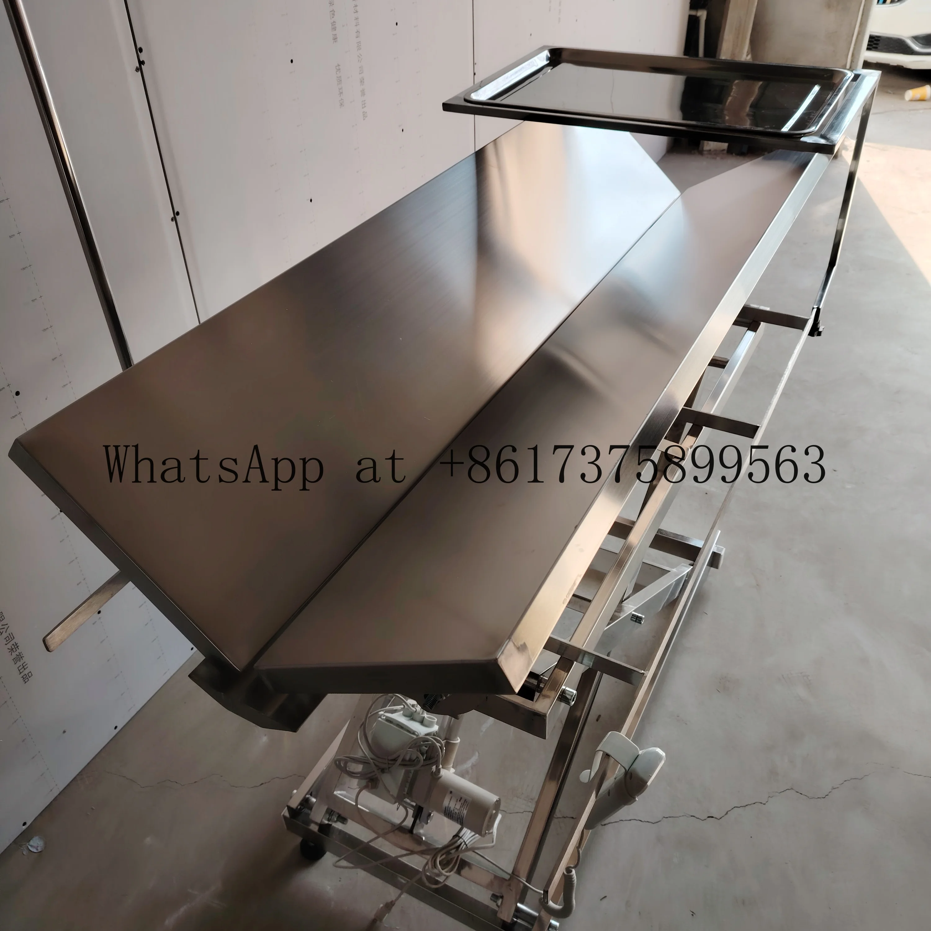 Adjus Stainless Steel Veterinary Operating for Pet Surgery