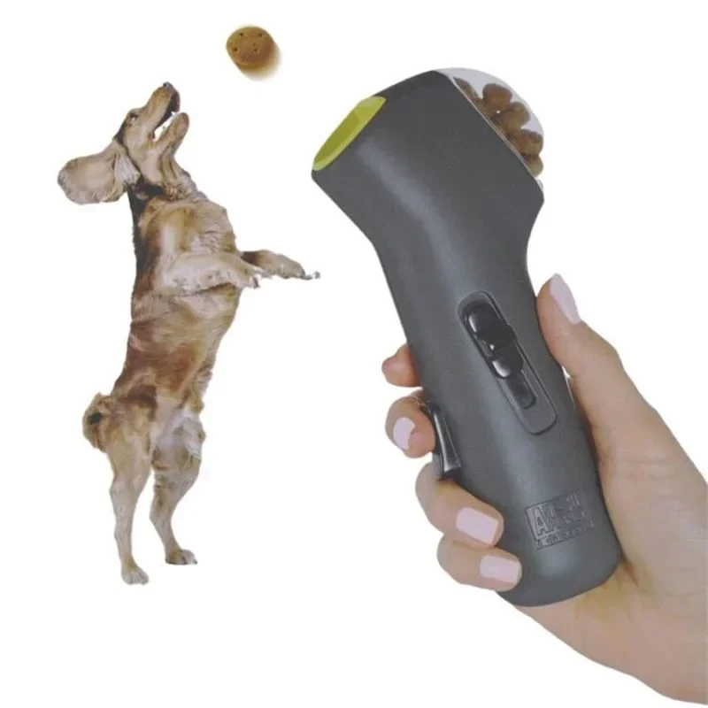 

Dog Interactive Training Toy Pet Snack Catapult Launcher Outdoor Beach Toy Dog Cat Treat Launcher Snack Food Feeder Pet Supplies