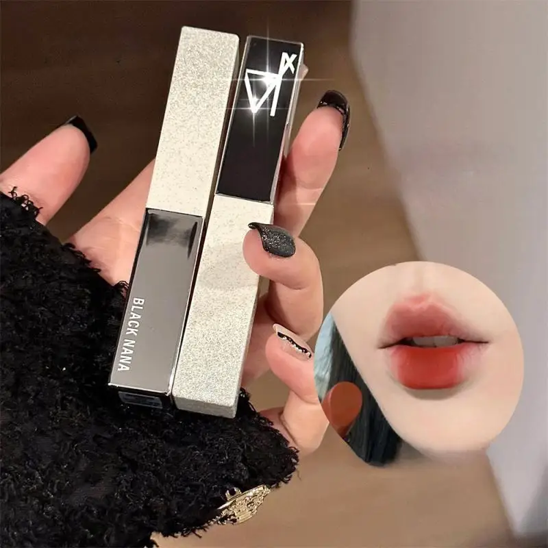 

Увлажняющий блеск для губ, гладкий антипригарный блеск, устойчивый к поту, не натягивайте отбеливающую глазурь для губ, демонстрирует стойкость к отбеливанию