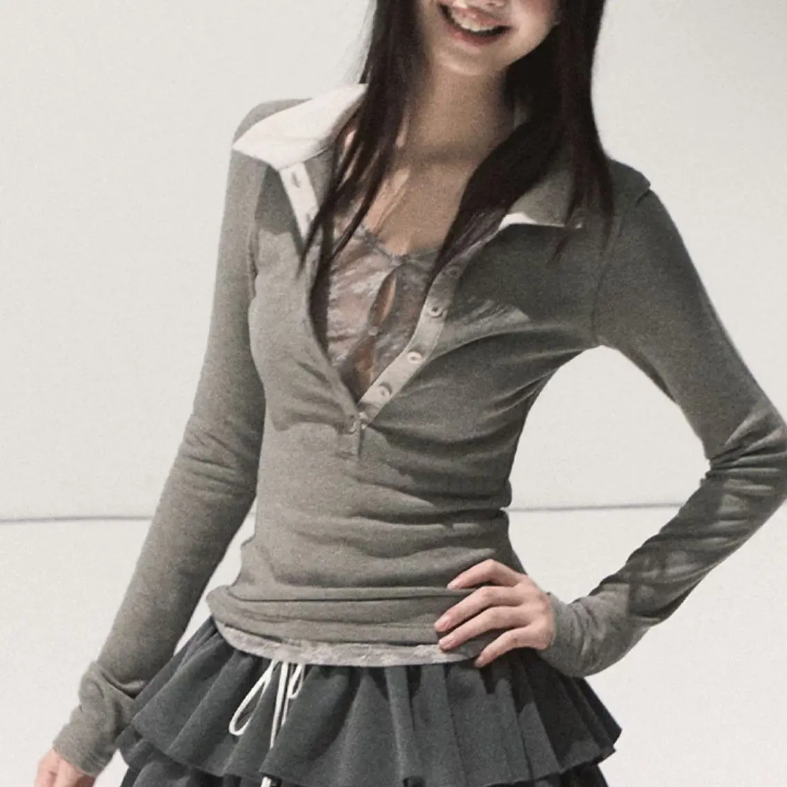 

Onalippa 2025, новый дизайн Sense Niche, французская кружевная лоскутная футболка с приталенным воротником и длинными рукавами, трикотажная базовая рубашка, топ для женщин