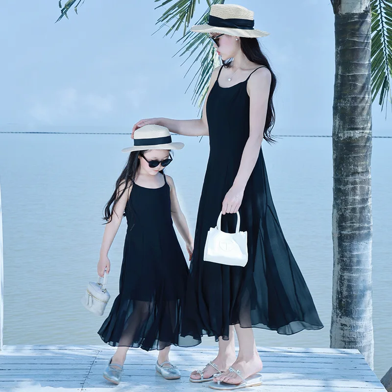 

Вечерние платья для отпуска Like Mother Like Daughter, элегантное черное платье для выпускного вечера для мамы и маленьких девочек, одинаковая одежда для свадьбы «Мама и я»