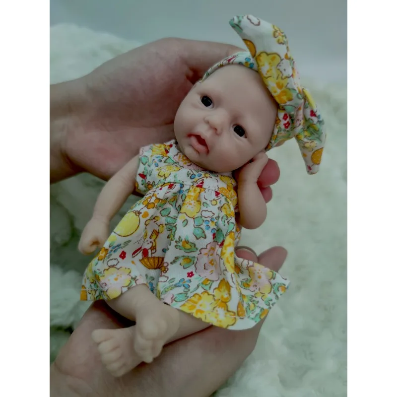 

7" Micro Preemie Full Body Silicone Baby Sleeping Lifelike Mini Reborn Doll Surprice Children Anti-Stress