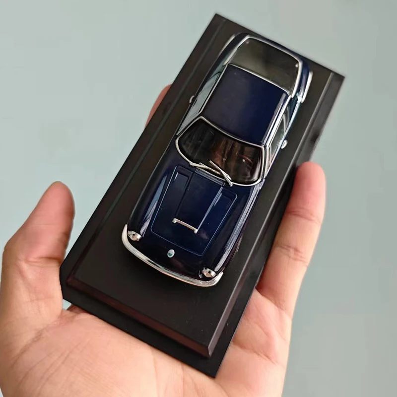 Diecast Model Car 1/43 Scale 1963 Maserati Mistral Coupe Alloy Car Model Collection Toys for Boys Gif Souvenir In Stock No Box