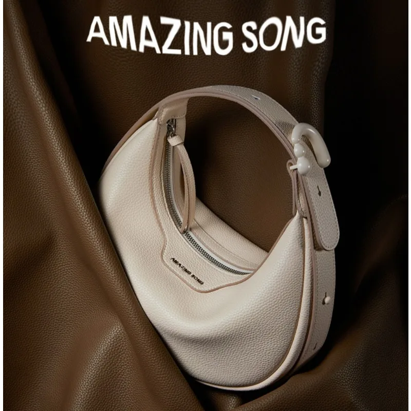 

Half-moon leather bag - Large capacity crossbody for commuting - Moon-shaped bag for women