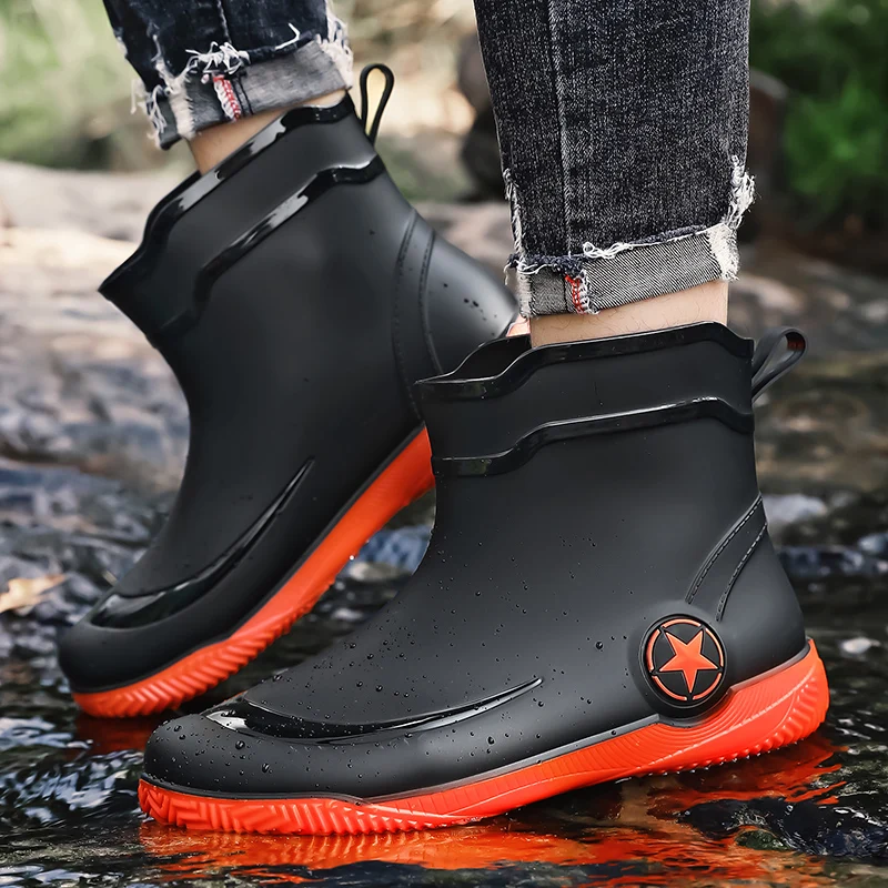 Outdoor Men Rain Boots Fashion Mid-calf Lightweight Fashion Casual Work Shoes Men Anti-slip Layered Clothing Casual Shoes Men