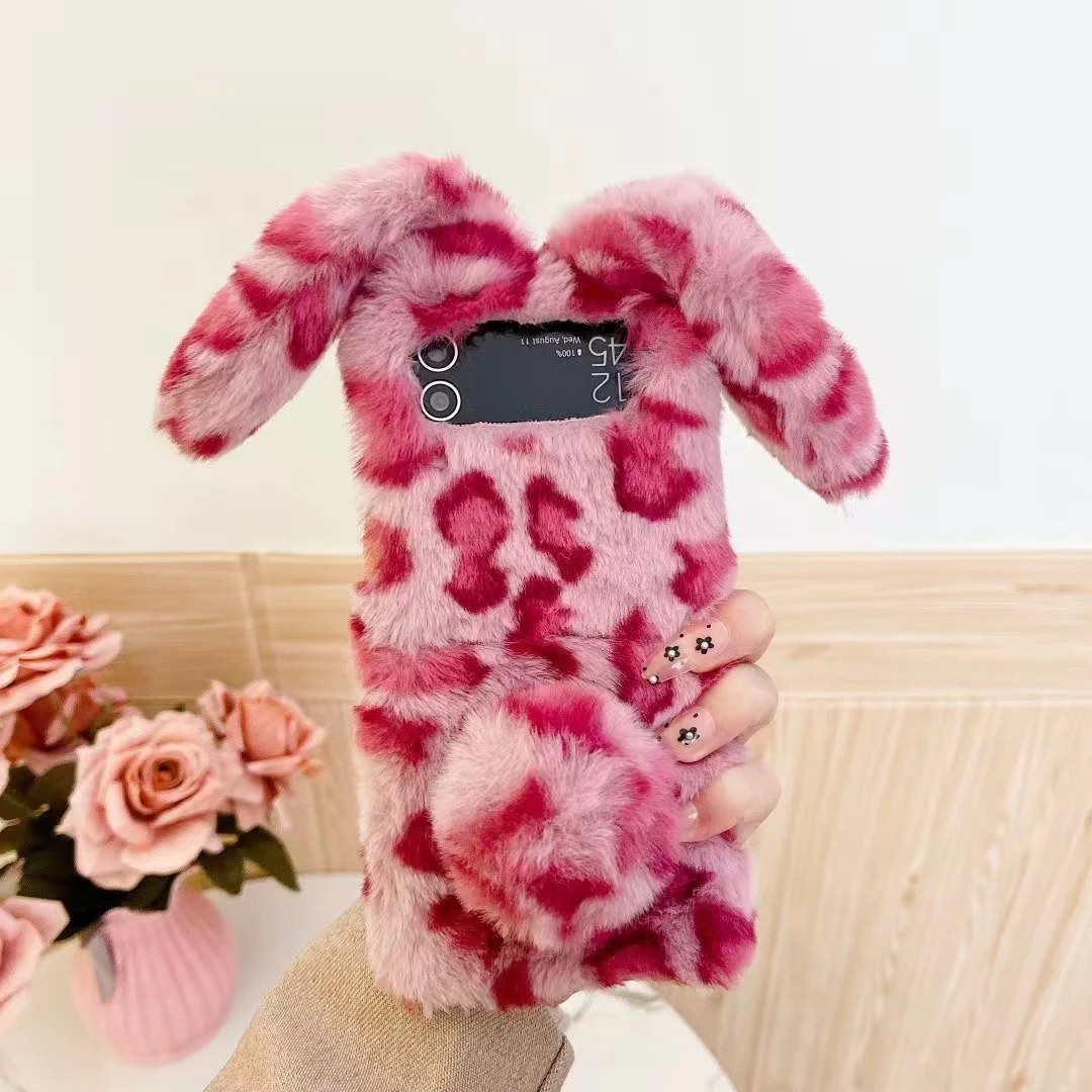 

Unique Fashion Plush Elegant Leopard Rabbit Soft Fur Puff Phone Case For Motorola Razr 40 50 Moto 2023 2024 Plus Ultra