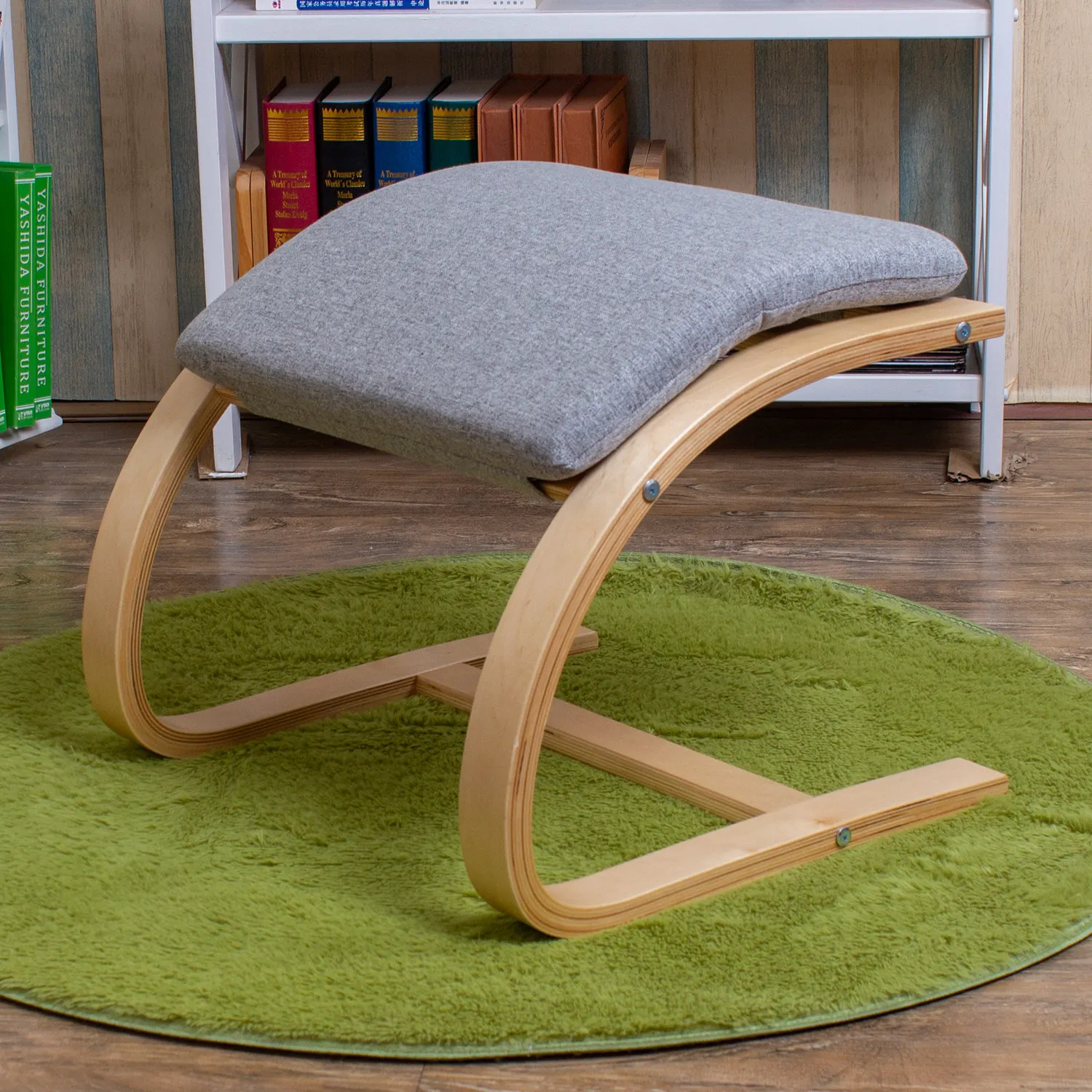 Wooden Nordic Foot Stool Piano Elegant Upholstered Office Foot Stool Dressing Tble Shoemaker Marche Pied Pliable Home Furniture