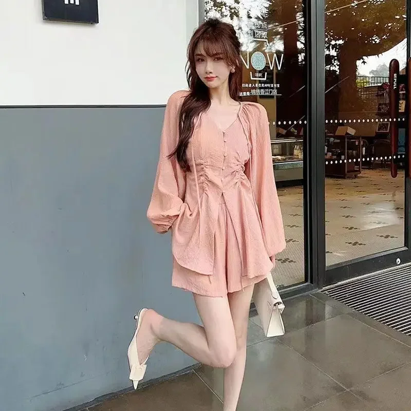 

Женские короткие комплекты с высокой талией, 2 предмета, шифоновые отпускные наряды, женские комплекты 2025, роскошные тренды пошив, легкие женские шорты