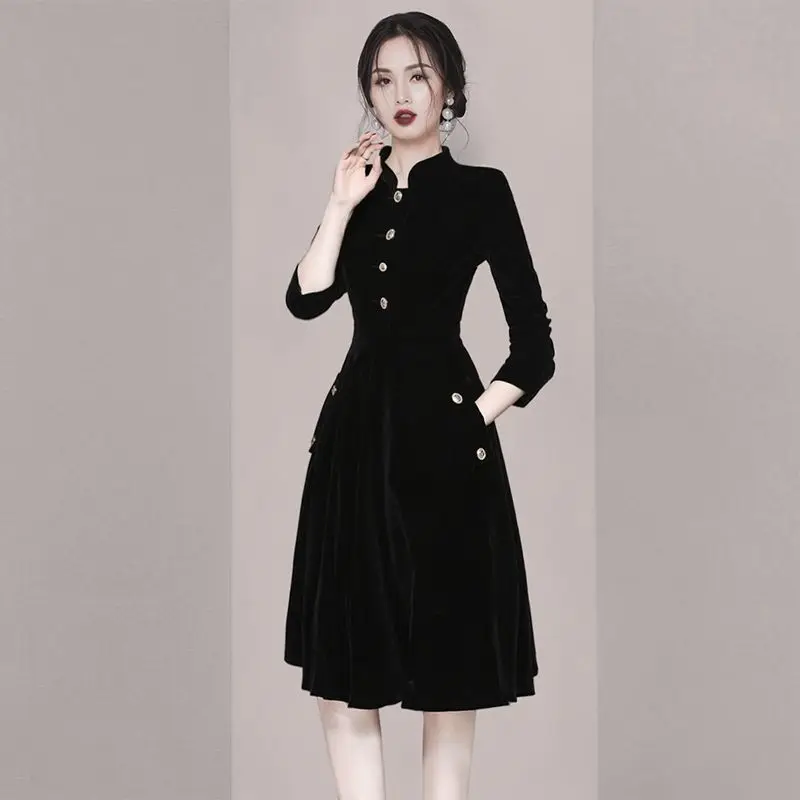 Fashion Chic Autumn Golden Velvet Dresses Women POLO Coll Button Patchwork Temperamen Slim Long Sleeve Mid-length A-line Dress