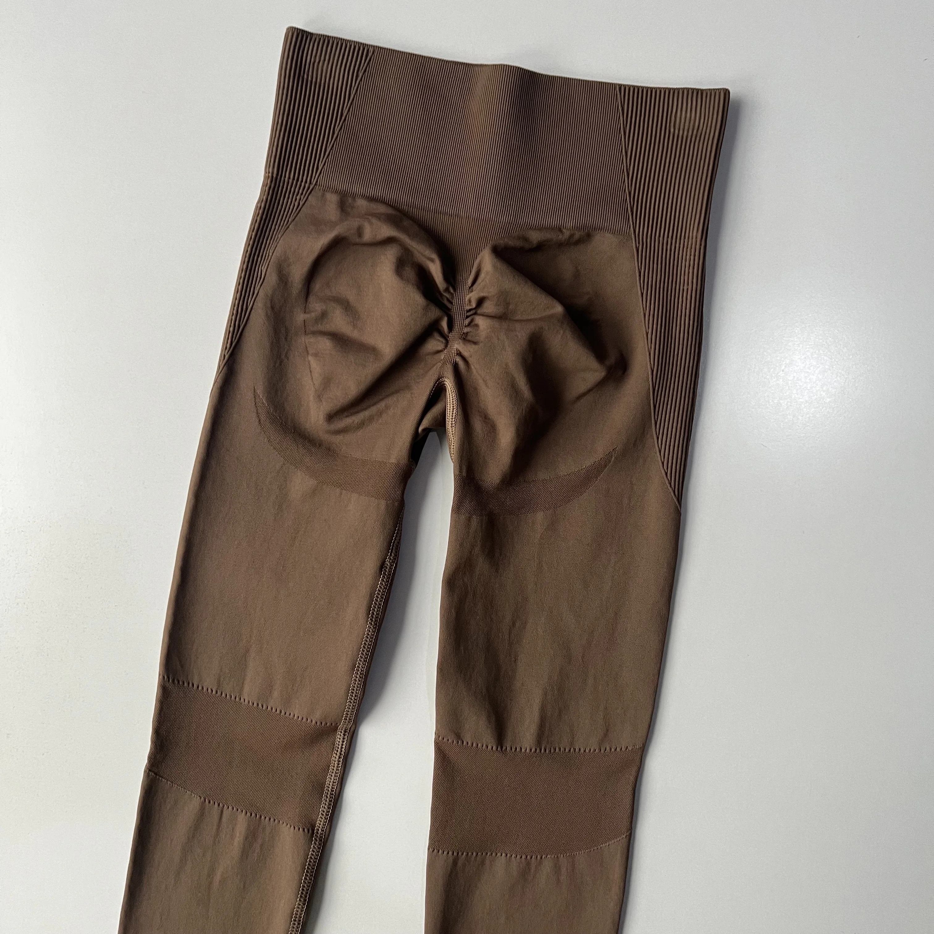 Stoßfeste Sport-BHs Leggings Professioneller Fitness-Schönheits-Rücken-BH Schnelltrocknender Laufanzug mit hoher Taille Zweiteiliges Yoga-Set – Detail 4