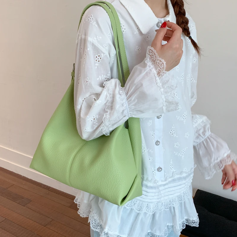 

Elegant Leather Paris Fashion Tote Bag For Women With Large Capacity Trendy Design Solid Color Best