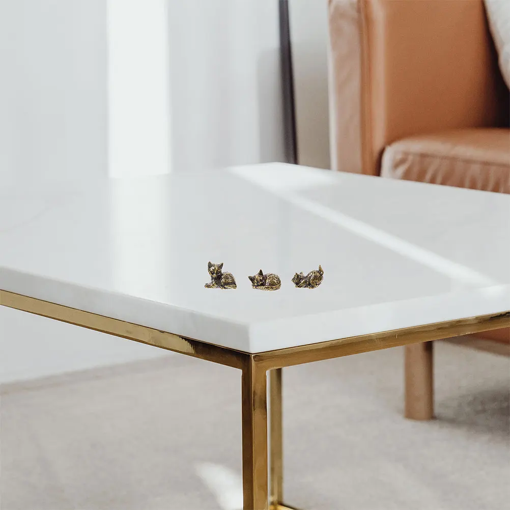 

6Pcs Vintage-Inspired Brass Cat Sculptures Miniature Retro Animal Statues Desk Display Home Decor Cat Figurine