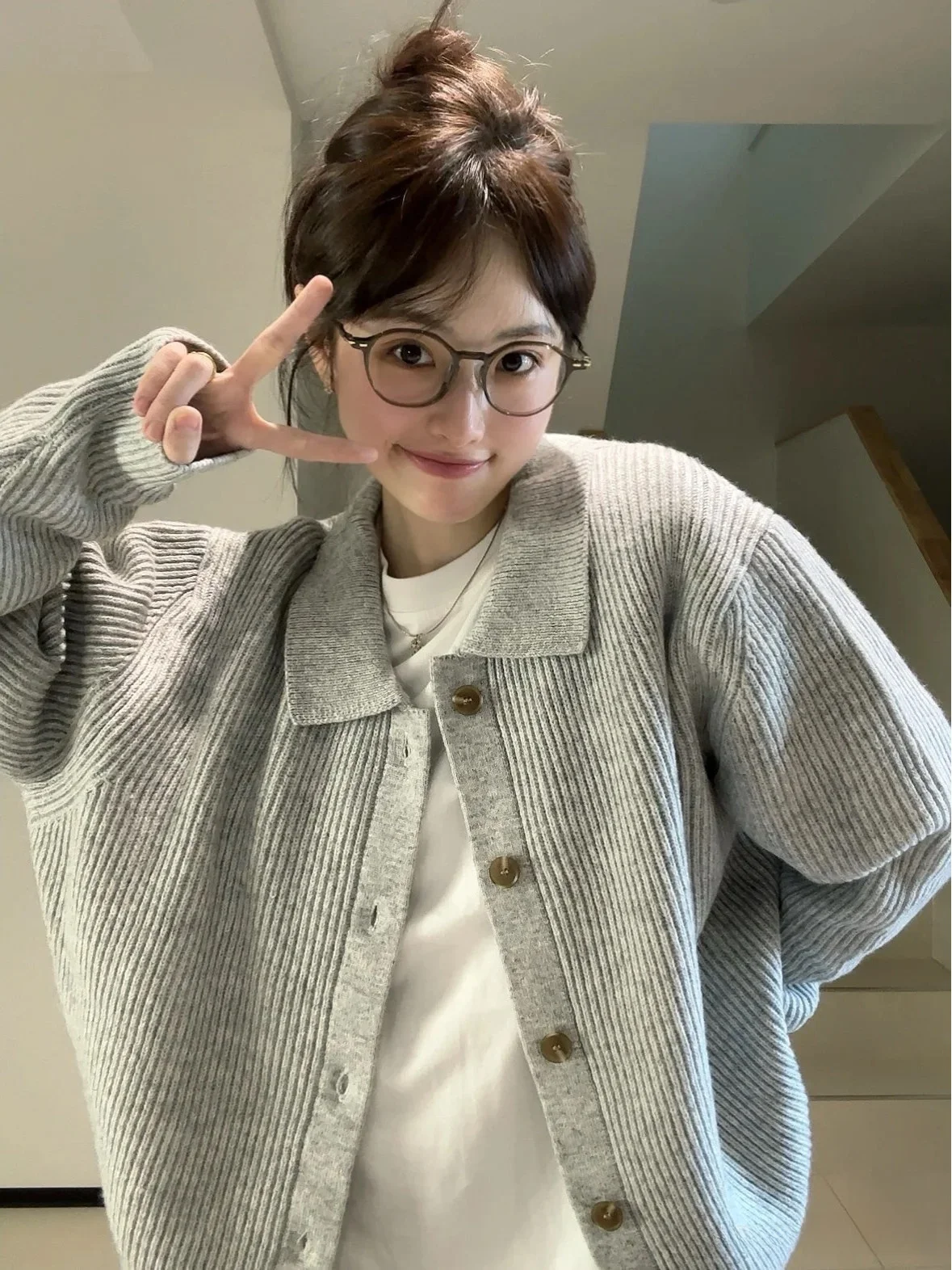 

Корейский простой монокоменный вязаный открытый кардиган, свободный крой, повседневный женский топ с воротником на одной пуговице, осенняя новинка A...