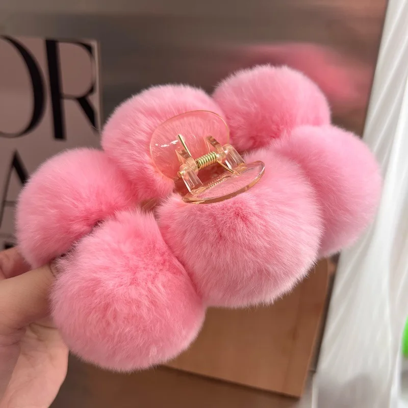 2025 Autumn and Winter Temperament Plush Clip Shark Clip Hair Clip Headwear on the Back Large Genuine Rex Rabbit Fur Ball Clip