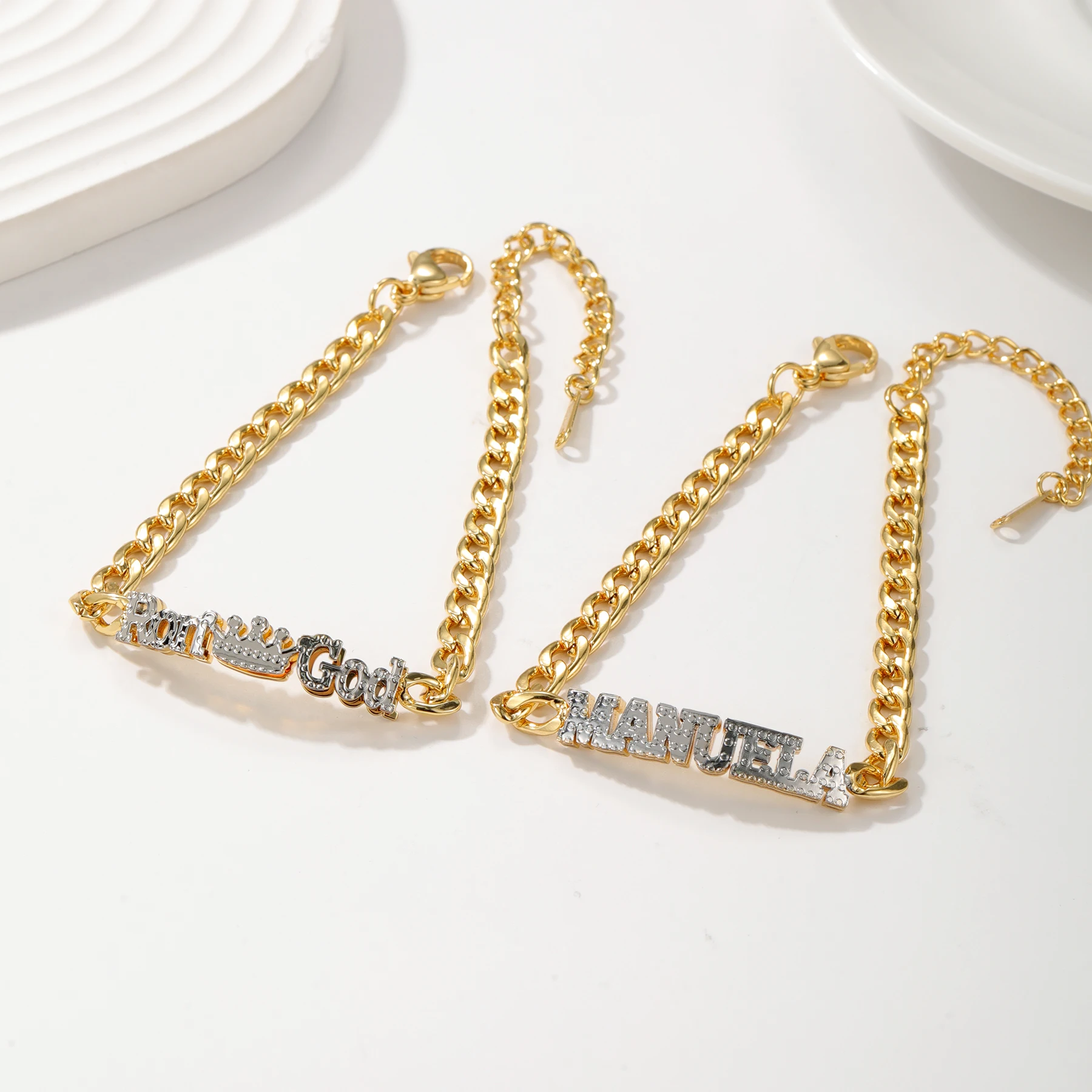 Personalisierte Namensarmbänder 18K Vergoldet Individuelles Edelstahl Zweifarbiges Kubanisches Kettenarmband Schmuckgeschenk für Frauen – Detail 10