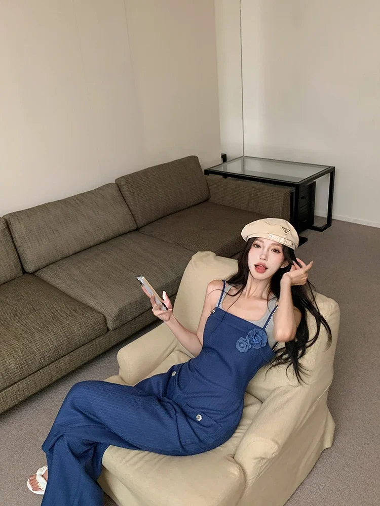 بذلة بحمالات على شكل زهرة ثلاثية الأبعاد سراويل غير رسمية بمزاج صيفي للسيدات مع بذلة متخصصة بنمط شبكي