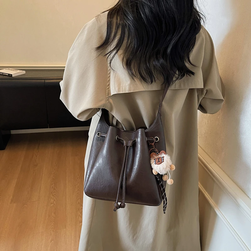 

Elegant Vintage Classic Designer Clutch Bag Paris Inspired Handbag Women Casual Simple Leather Business Purse