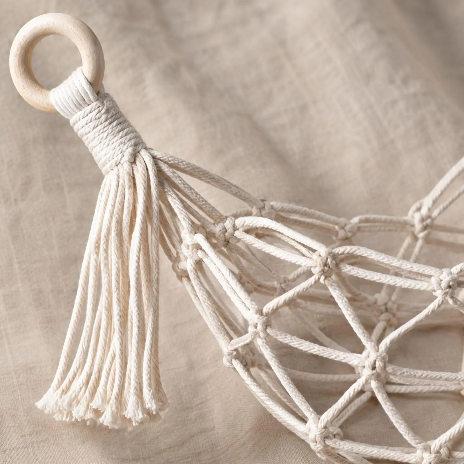 Cotton Rope Hanging Storage Basket Woven Wall Mount Organizer for Fruit Veggie Pantry Small Apartment Kitchen