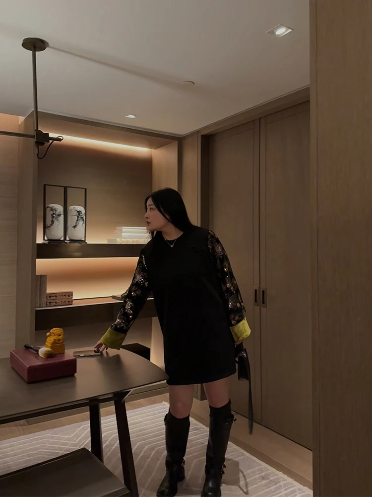 

New Chinese Sle National Trend Velvet Sve Thin Floing Dr Large Size Women Ele round Ne T-irt Dr for Par