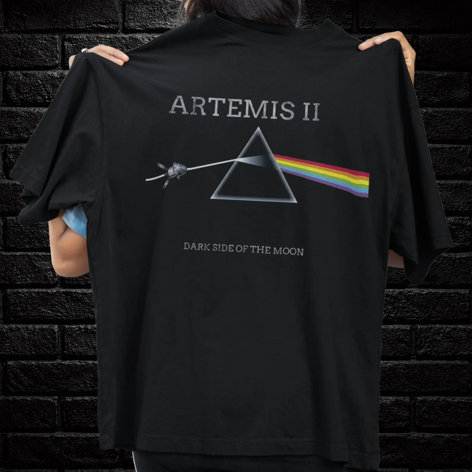 Art Artemis II Dark Side of The Moon Space Mission Unisex Black Graphic T-Shirt, Artemis II 2026 Rocket Launch Shirt