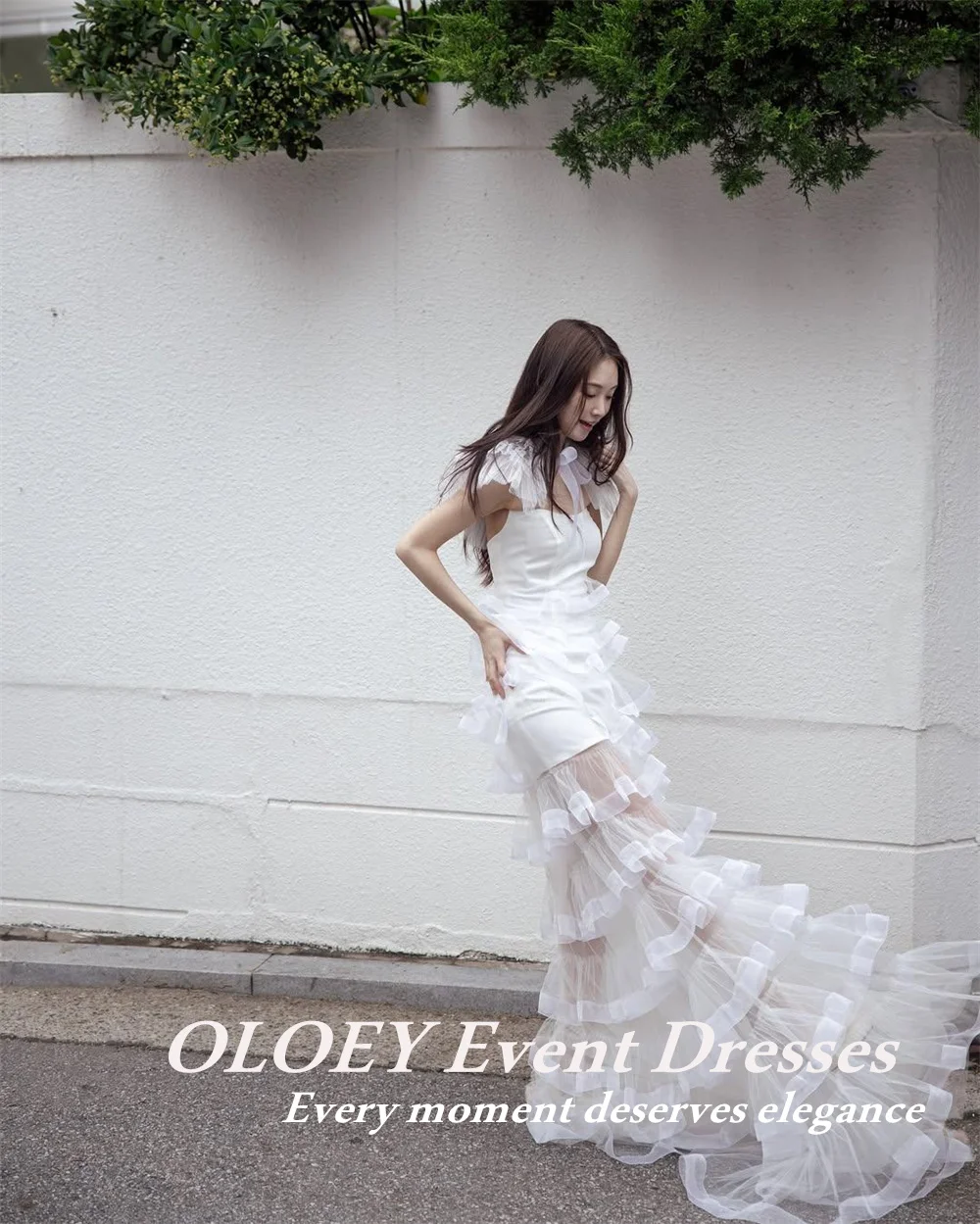 OLOEY Modern Muti-layer Ruffles Wedding Dresses with Cape Pleats A Line Strapless Bridal Gowns Floor Length Customized Illusion