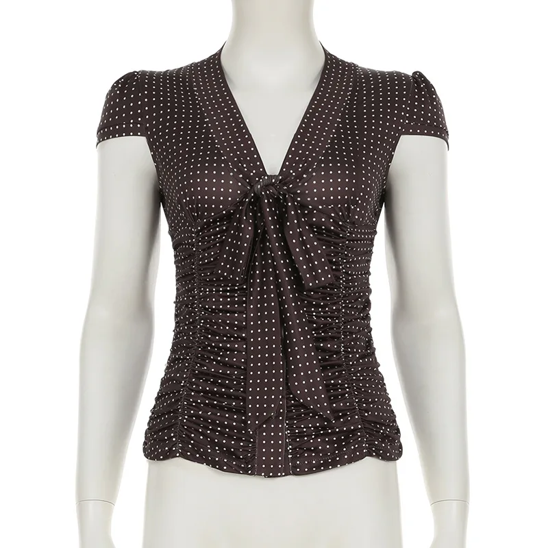 

Весенне-летняя новая плиссированная облегающая футболка в горошек с короткими рукавами и v-образным вырезом на шнуровке