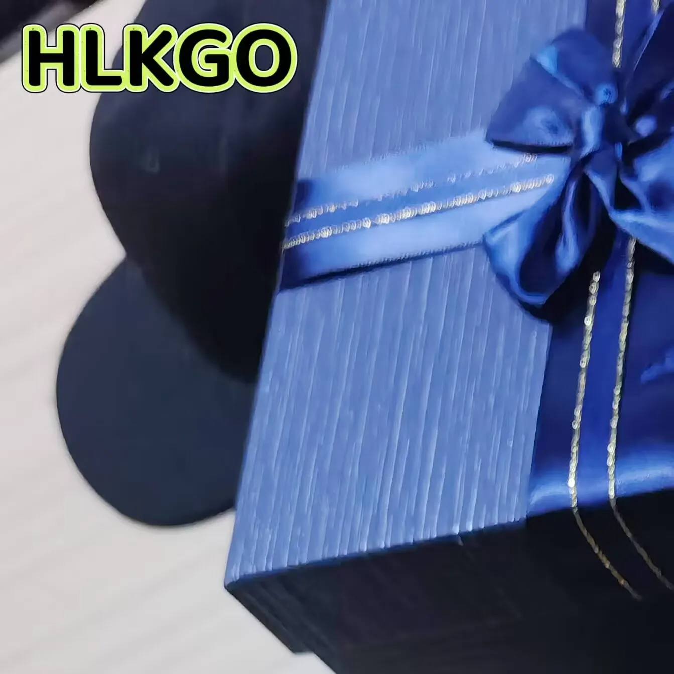 

Профессиональная 96-диодная лазерная шапочка для роста волос, технология LLLT с максимальным покрытием кожи головы для эффективного восстановления волос