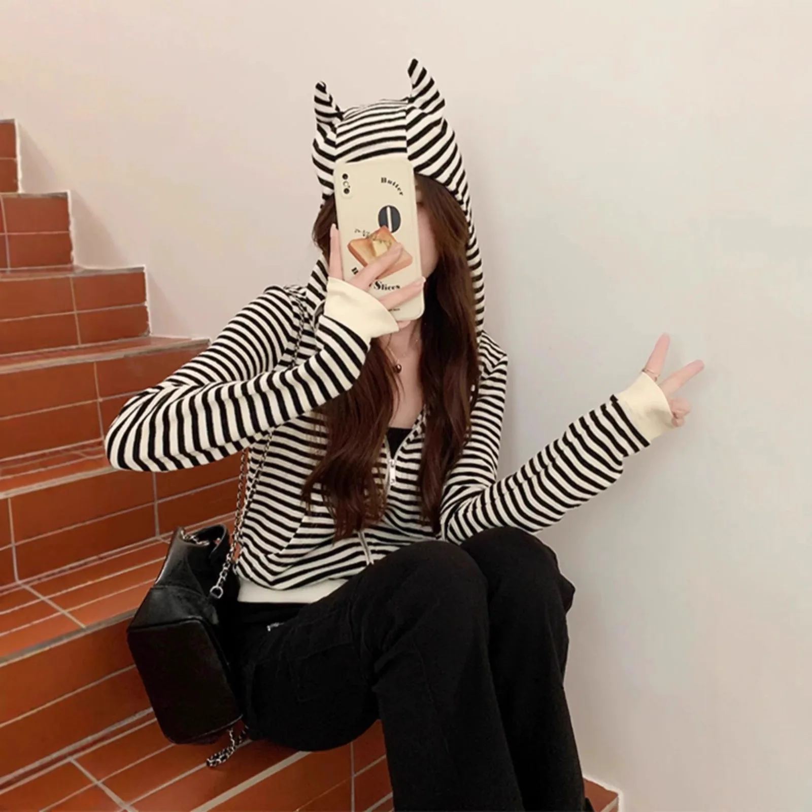 2025 Design rayure diable corne � capuche femmes d�contract� manteau court printemps mode confortable coton m�lange fermeture � glissi�re sweat-shirt