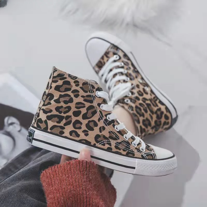 2023 Damen Segeltuchs chuhe Sommer Leoparden muster Schnür wohnungen Freizeit schuhe Dame Herbst High-Top vulkan isierten Schuh rutsch feste Turnschuhe