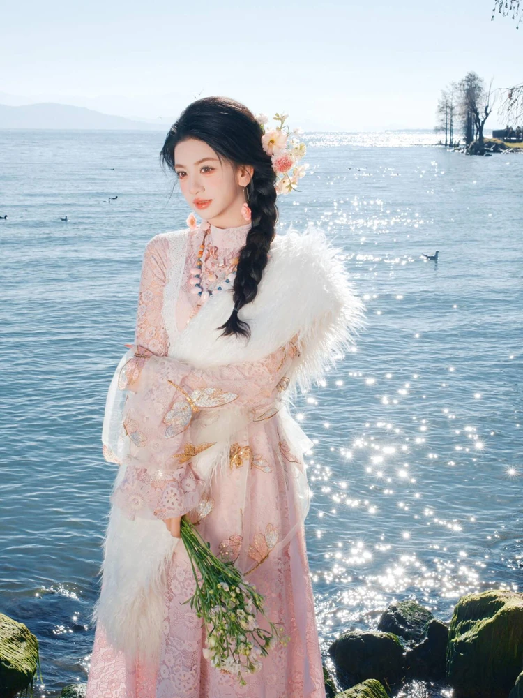 

New Tibetan Ethnic Style Photography Costume Set for Girls Beach Travel Shoots And Delicate Tibetan Clothing