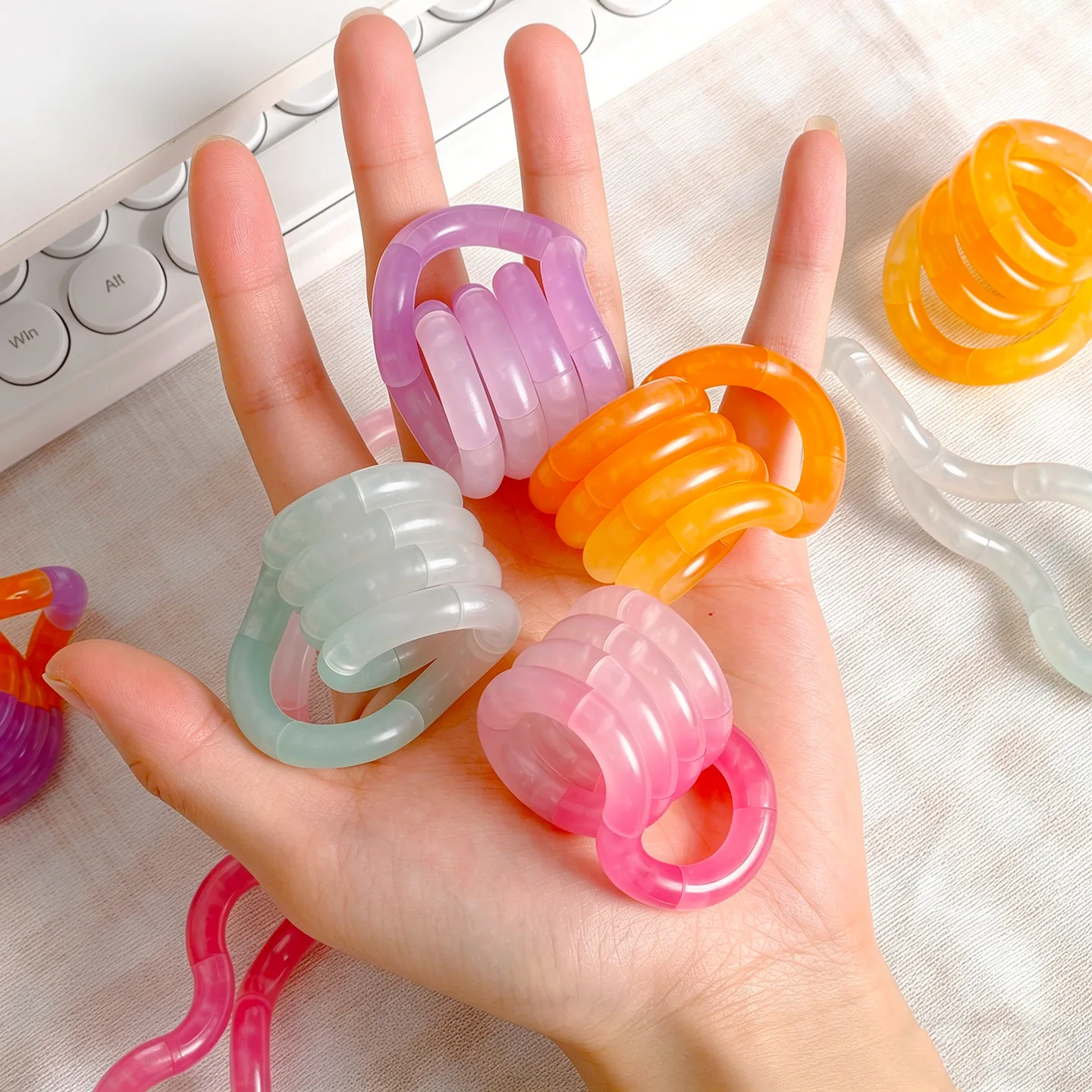 Thermochromic Deformable Rope Twist Squishy Fidget Toy, Anti‑Stress Knot Toy For Anxiety Relief Focus Infinite Stress Reduction