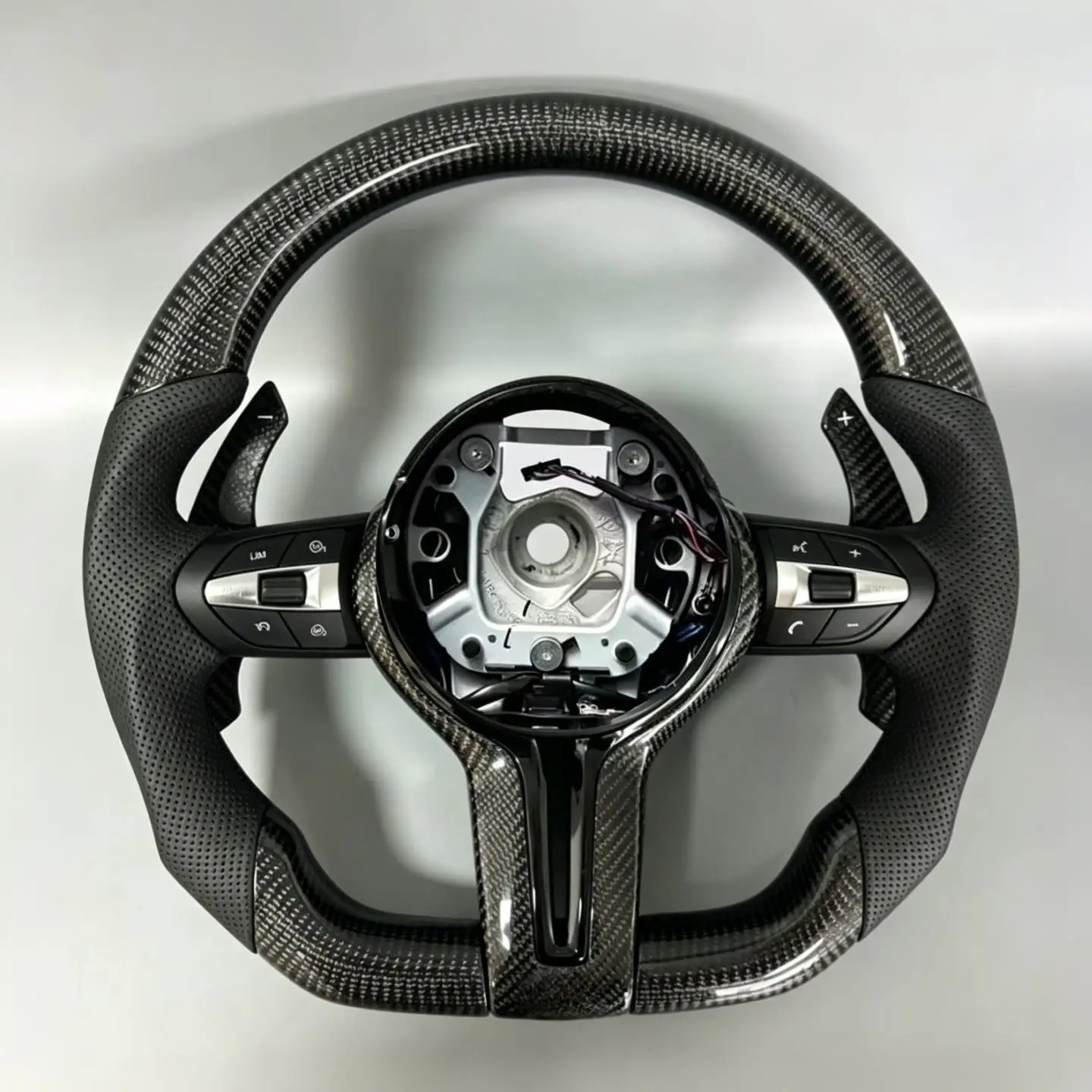 Custom For BMW F30 F10 F15 F06 F12 F20 F90 M3 M5 E92 E70 E90 E91 X1 X2 X3 M sports Car Carbon Fiber Steering Wheel Accessories