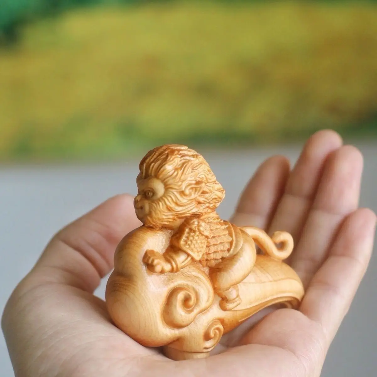 Hand Carved Wood Sun Wukong rides on the cloud Statue Figurine Desktop Ornaments Home Decoration Crafts Tea Pet Decor