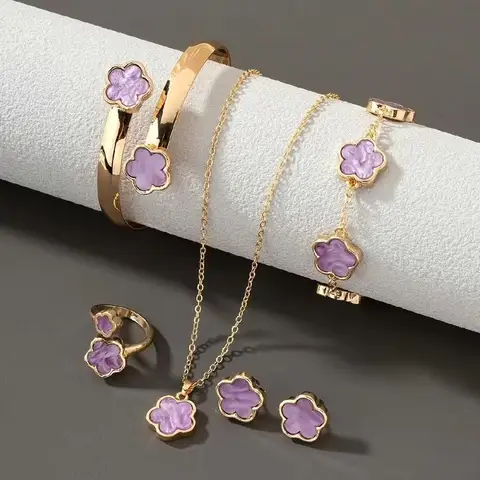 Lucky Purple Five Petal Flower Clover Earrings Necklace Ring Bracelet Five Piece Set for Woman Fashionable Party Charm Jewelry