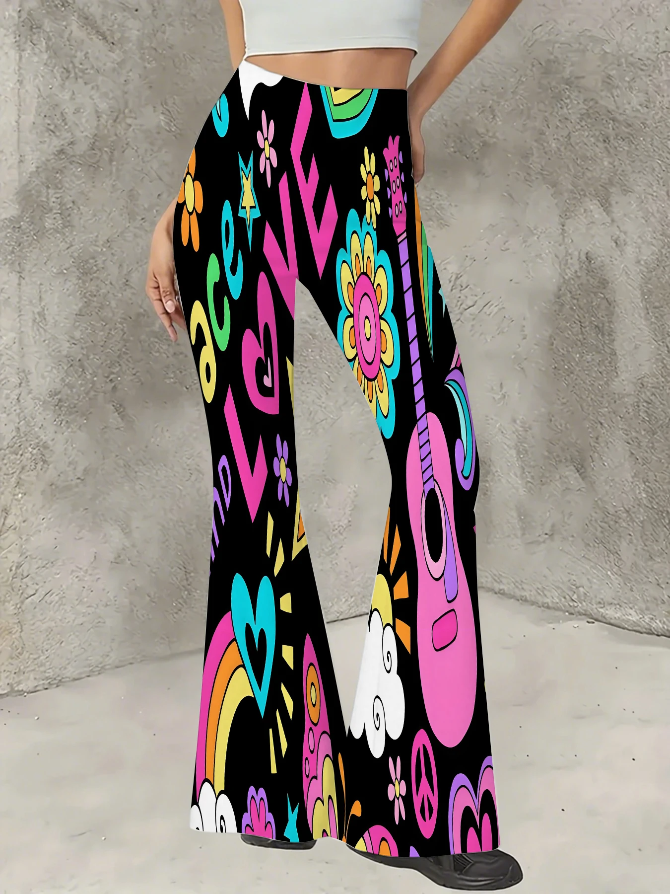 

Брюки-клеш в стиле ретро-поп-арт, цвета дофамина, с надписью LOVE, модные, стильные, повседневные, универсальные, длинные брюки