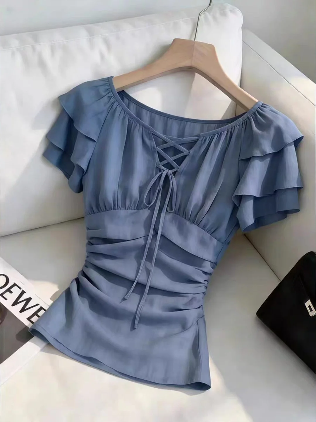 

Elegant Summer Short Sleeve Shirt Stylish Belted Slimming Design Korean Style Commute Straight Cut Silk Women's Top