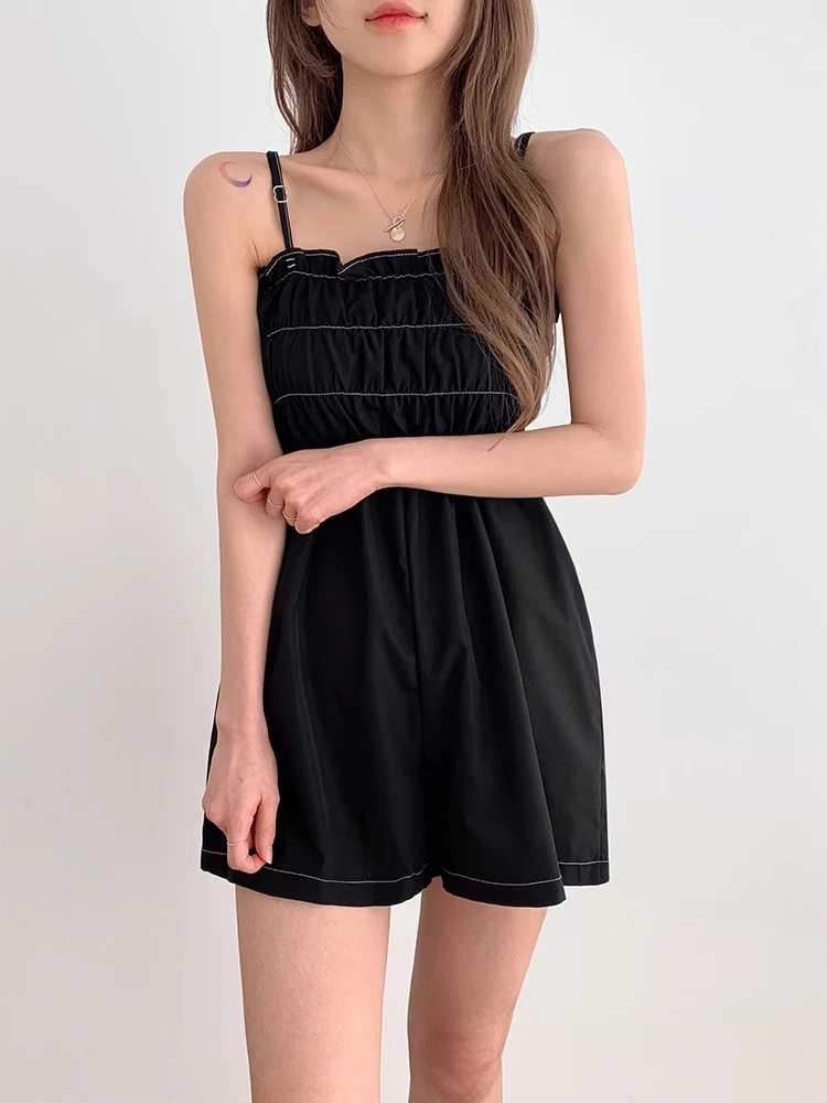 Tuta da donna con cinturino dal design semplice e alla moda per il tempo libero, pantaloni corti casual in tinta unita retrò stile francese nuovo estivo